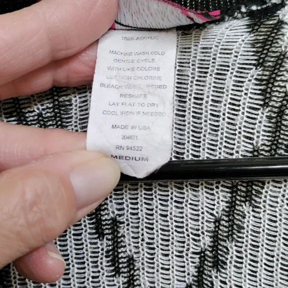 💥5/$10💥🦋Say What cardigan - Picture 5 of 5